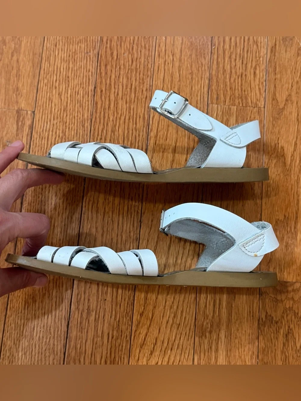 Salt Water Girls 2 US 3 Retro Sandals Little Kids Criss Cross Straps Strappy